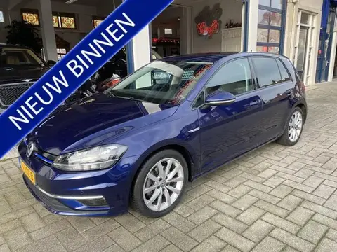 Used VOLKSWAGEN GOLF Petrol 2017 Ad 