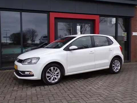 Used VOLKSWAGEN POLO Petrol 2015 Ad 