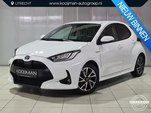 Used TOYOTA YARIS Hybrid 2021 Ad 