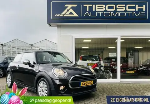 Used MINI ONE Petrol 2015 Ad 