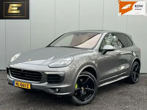 Used PORSCHE CAYENNE Hybrid 2015 Ad 