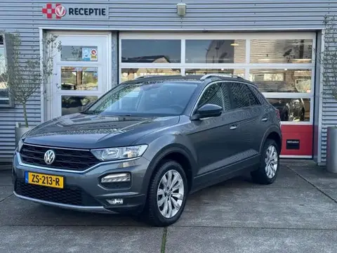 Annonce VOLKSWAGEN T-ROC Essence 2019 d'occasion 