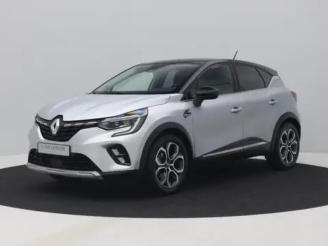 Used RENAULT CAPTUR Hybrid 2021 Ad 