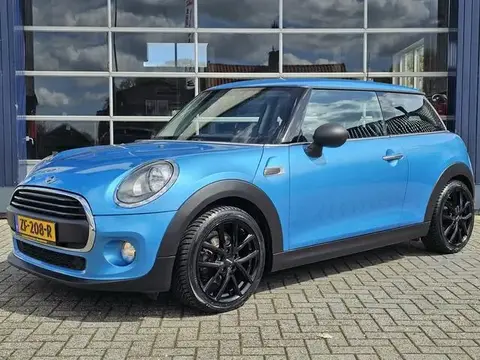 Used MINI ONE Petrol 2015 Ad 