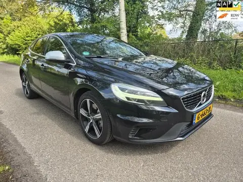 Used VOLVO V40 Diesel 2020 Ad 