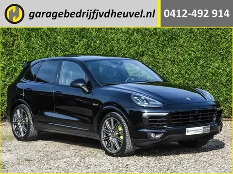 Used PORSCHE CAYENNE Hybrid 2017 Ad 