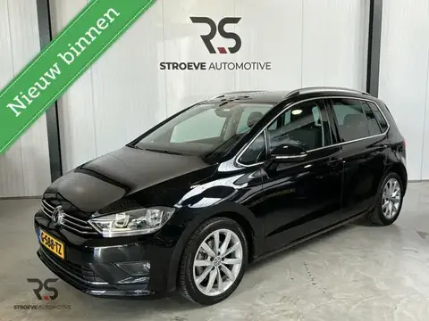 Used VOLKSWAGEN GOLF Petrol 2017 Ad 