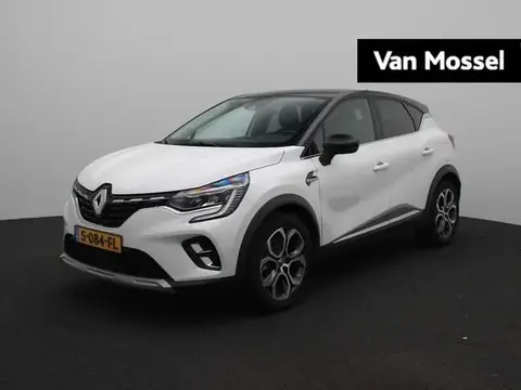 Used RENAULT CAPTUR Hybrid 2023 Ad 