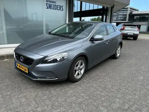 Annonce VOLVO V40 Essence 2015 d'occasion 