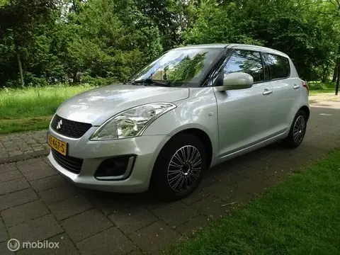 Annonce SUZUKI SWIFT Essence 2015 d'occasion 