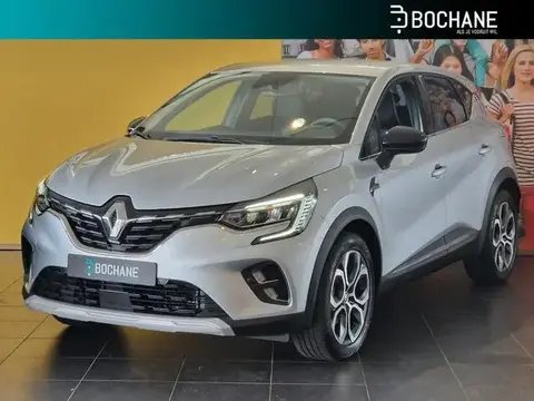 Used RENAULT CAPTUR Hybrid 2023 Ad 