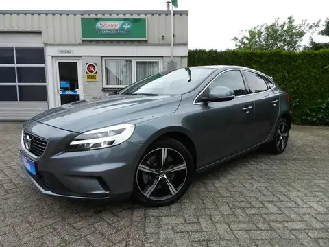 Annonce VOLVO V40 Essence 2020 d'occasion 