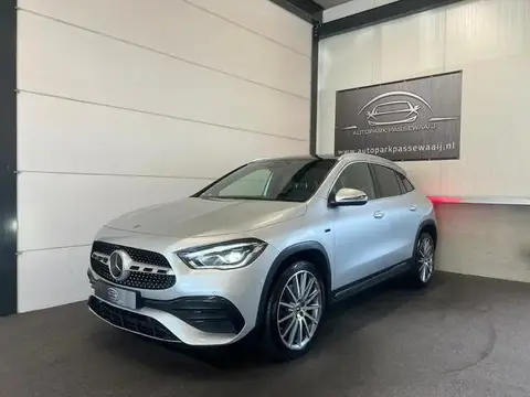 Annonce MERCEDES-BENZ CLASSE GLA Hybride 2021 d'occasion 