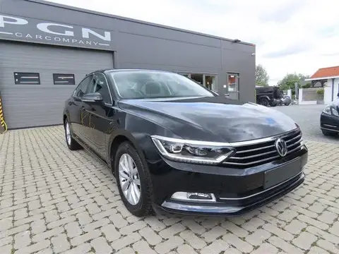 Used VOLKSWAGEN PASSAT Petrol 2019 Ad 