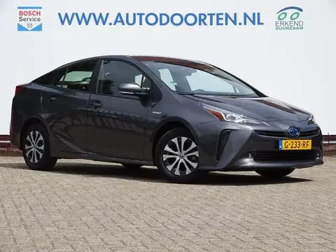 Used TOYOTA PRIUS Hybrid 2019 Ad 