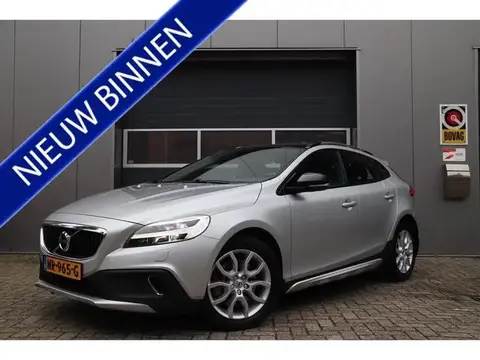 Annonce VOLVO V40 Essence 2017 d'occasion 