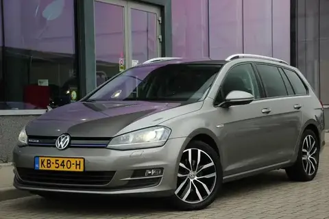 Used VOLKSWAGEN GOLF Petrol 2016 Ad 