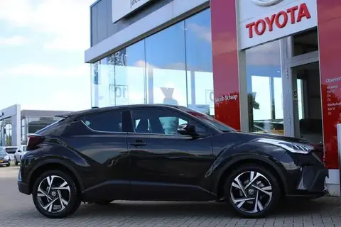 Used TOYOTA C-HR Hybrid 2023 Ad 