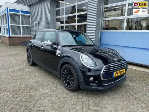 Used MINI COOPER Petrol 2015 Ad 