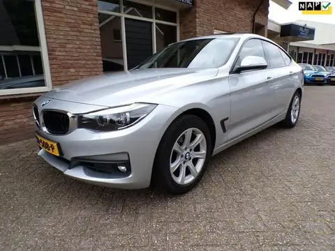 Used BMW SERIE 3 Petrol 2018 Ad 