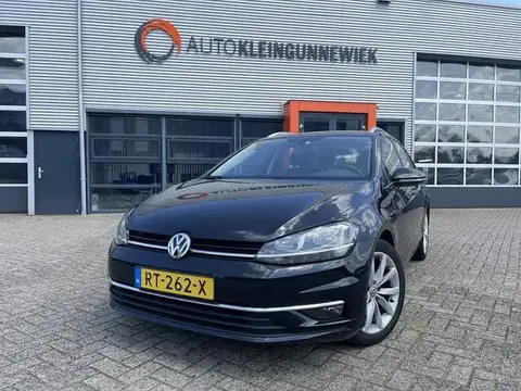 Used VOLKSWAGEN GOLF Petrol 2018 Ad 