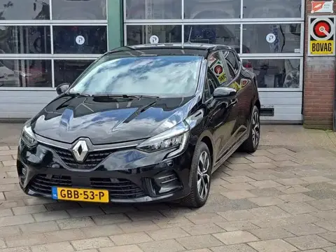 Annonce RENAULT CLIO Essence 2023 d'occasion 