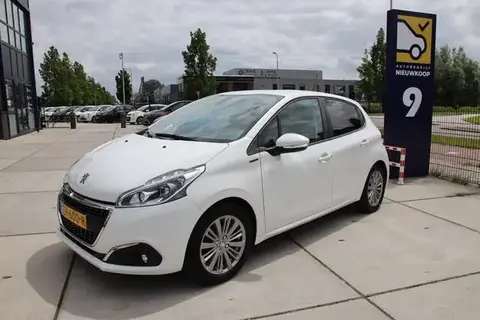 Used PEUGEOT 208 Petrol 2019 Ad 