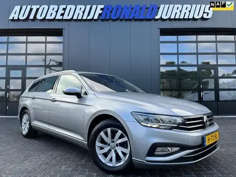 Used VOLKSWAGEN PASSAT Petrol 2020 Ad 