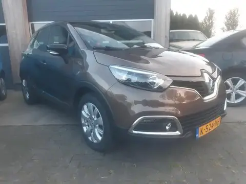 Annonce RENAULT CAPTUR Essence 2015 d'occasion 