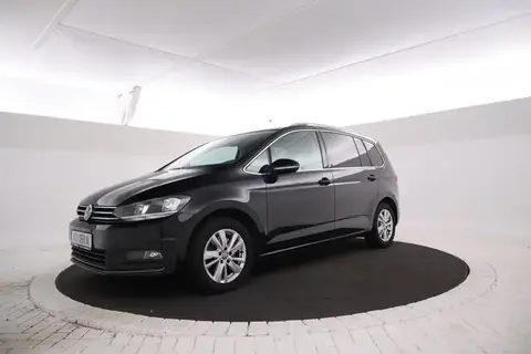 Used VOLKSWAGEN TOURAN Petrol 2020 Ad 