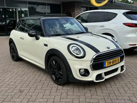 Used MINI COOPER Petrol 2018 Ad 