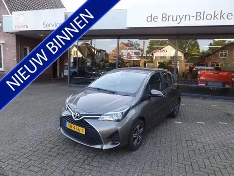 Used TOYOTA YARIS Petrol 2017 Ad 