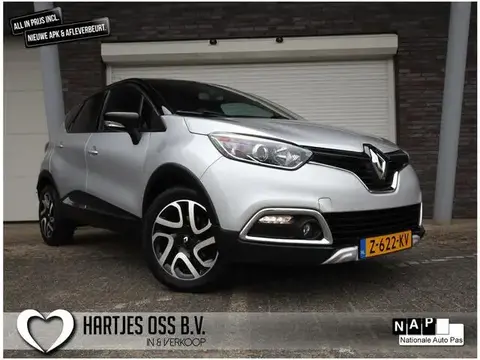 Used RENAULT CAPTUR Petrol 2016 Ad 