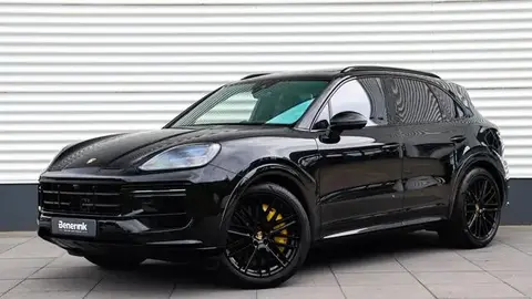 Used PORSCHE CAYENNE Hybrid 2024 Ad 