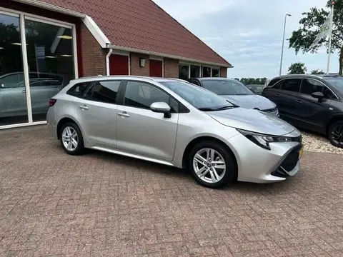 Used TOYOTA COROLLA Hybrid 2022 Ad 