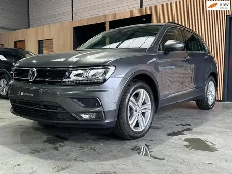 Used VOLKSWAGEN TIGUAN Petrol 2017 Ad 