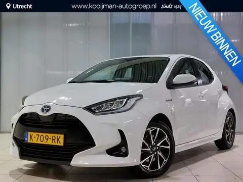 Used TOYOTA YARIS Hybrid 2021 Ad 