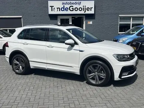 Used VOLKSWAGEN TIGUAN Petrol 2017 Ad 