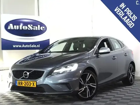 Used VOLVO V40 Petrol 2018 Ad 