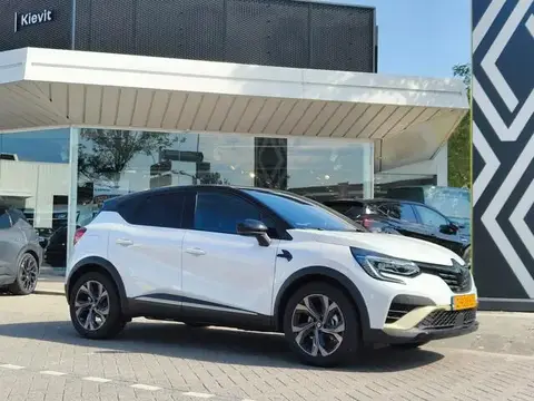 Used RENAULT CAPTUR Hybrid 2024 Ad 