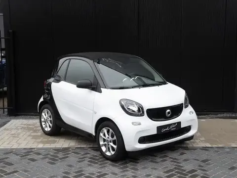 Annonce SMART FORTWO Essence 2018 d'occasion 