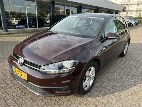 Used VOLKSWAGEN GOLF Petrol 2017 Ad 