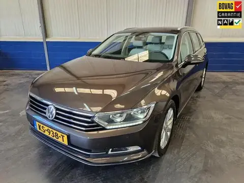 Used VOLKSWAGEN PASSAT Petrol 2015 Ad 