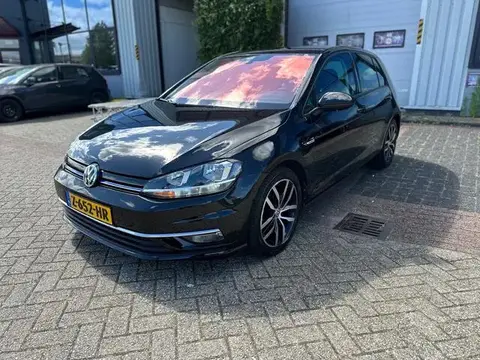 Used VOLKSWAGEN GOLF Petrol 2019 Ad 