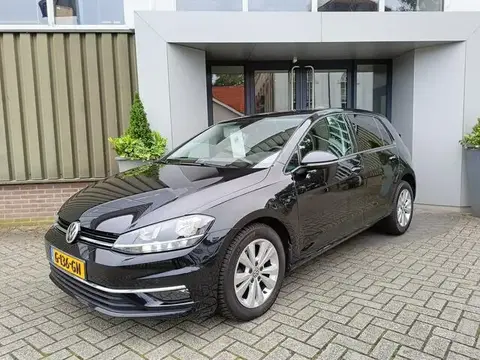 Used VOLKSWAGEN GOLF Petrol 2019 Ad 