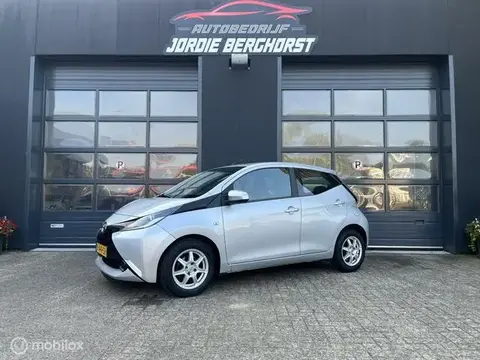 Annonce TOYOTA AYGO Essence 2015 d'occasion 