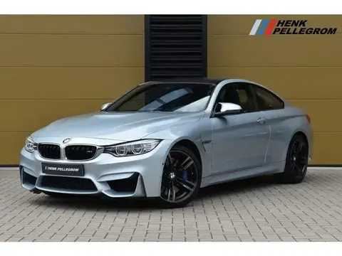 Used BMW M4 Petrol 2015 Ad 