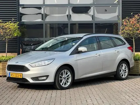 Annonce FORD FOCUS Essence 2018 d'occasion 