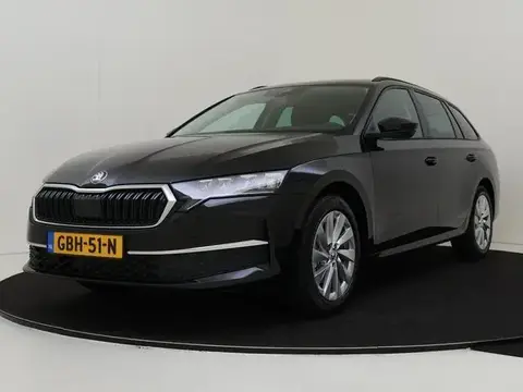 Used SKODA OCTAVIA Hybrid 2024 Ad 