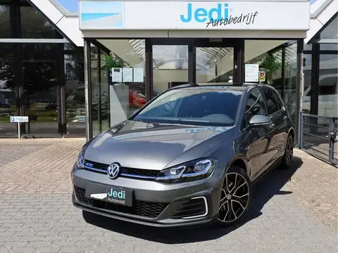 Used VOLKSWAGEN GOLF Hybrid 2017 Ad 